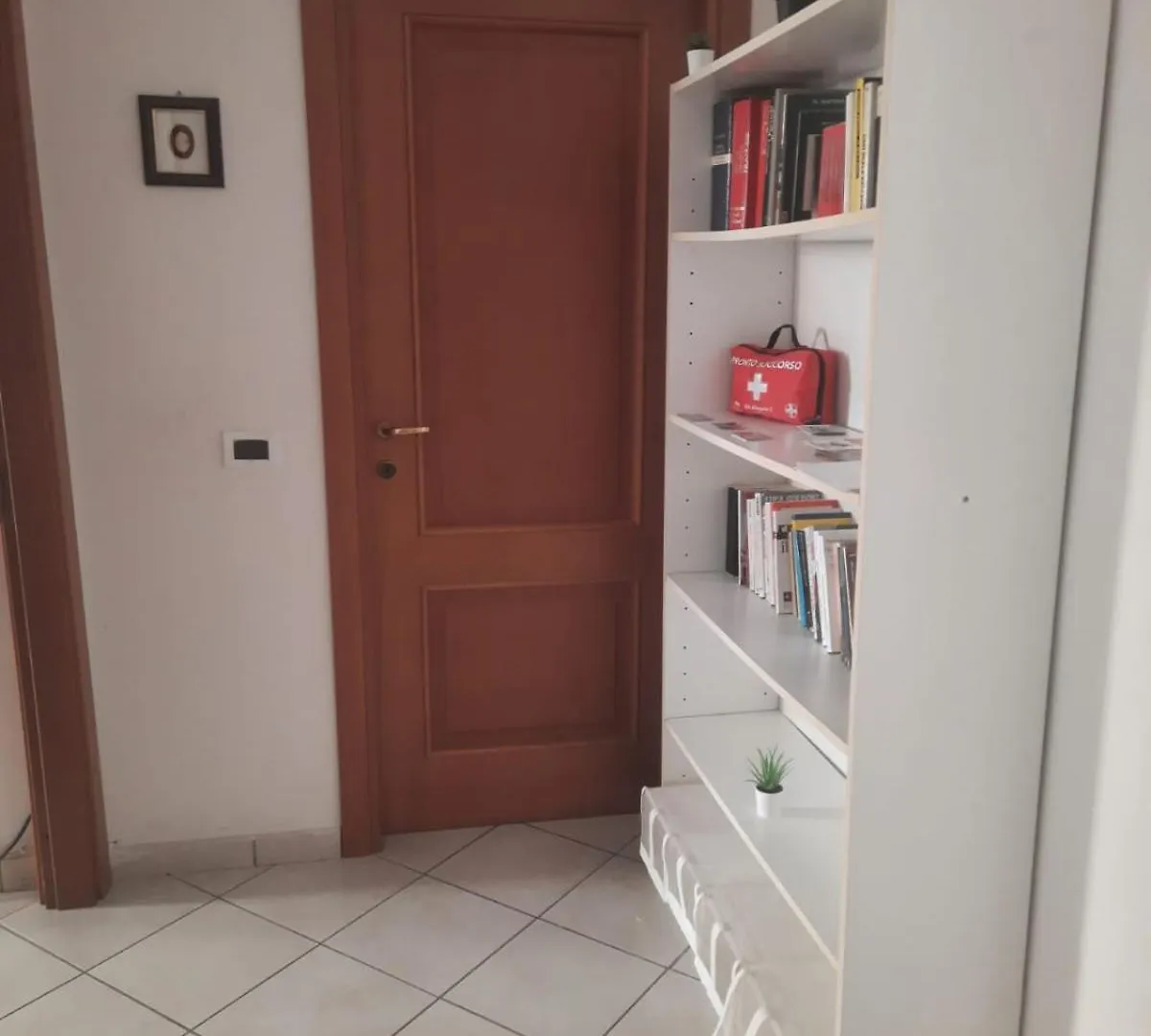 Ampio Appartamento In Centro Naples 0*,  Italy