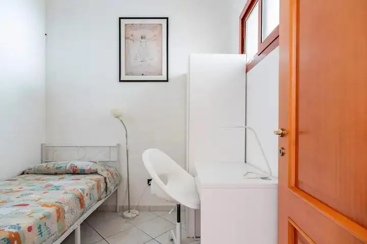 Ampio Appartamento In Centro Naples Italy