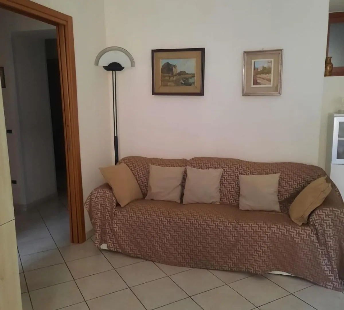 Ampio Appartamento In Centro Naples
