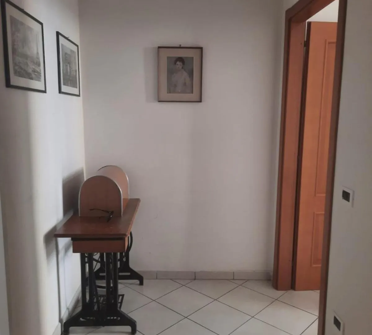 Ampio Appartamento In Centro Naples 0*,