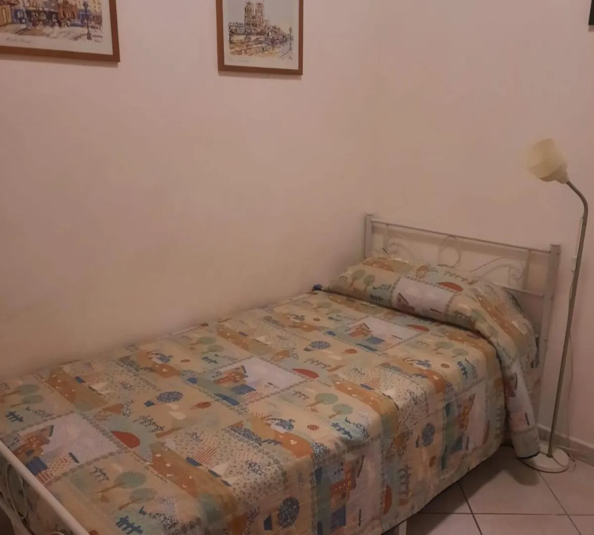 Ampio Appartamento In Centro Naples Apartment