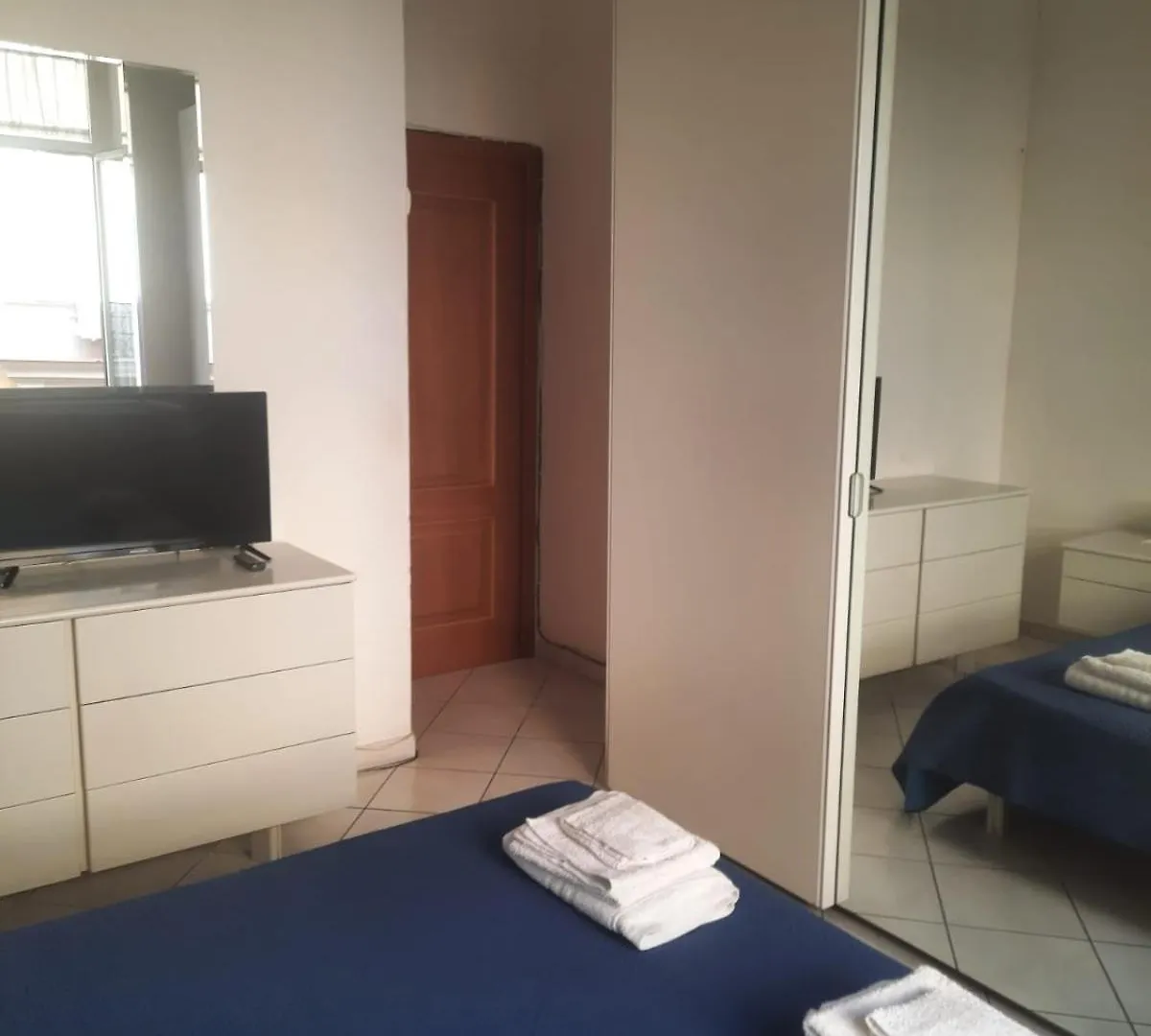 Ampio Appartamento In Centro Naples Apartment