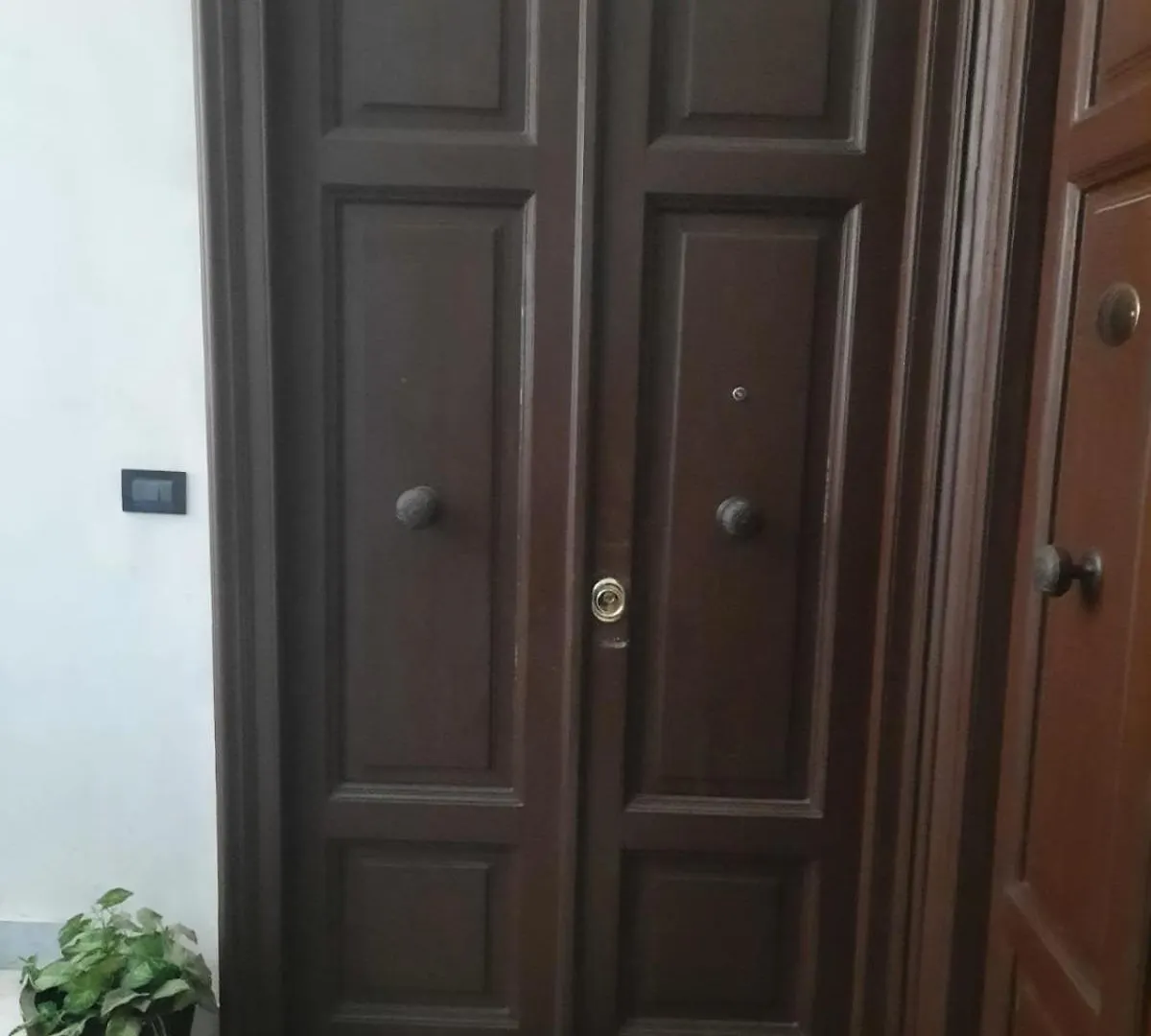 Apartment Ampio Appartamento In Centro Naples